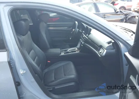 2021 Honda Accord Sport 2.0T z USA, uszkodzony, nr VIN 1HGCV2F30MA025381